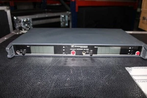 Sennheiser EM 3032 + Handsender + Ladestation - Bild 1 von 5