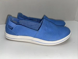 Clarks Cloudsteppers Slip on Shoes Never Worn Women Canvas Loafer Blue 7 - Picture 1 of 10