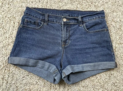 Old Navy Women's Blue Jeans Denim Size 4 Cuffed Stretch  Shorts  (Waist 29") - Image 1 of 4