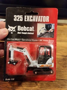 Ertl RC-2 Brands Bobcat 325 Compact Excavator , 1:50 Scale - Picture 1 of 3