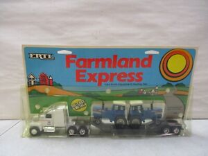 1987 Ertl Farmland Express Ford Hauling Set 1/64