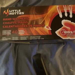 Little Hotties HAND WARMERS NEW VERSION LAST 8 Hours NOT 5 - 40 PAIR(2) Unopened - Picture 1 of 4