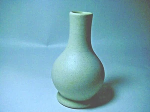 MINI SAND STONE VASE PIGEON FORGE POTTERY JENNIE BOTTLE 3.75" TENNESSEE BUFF - Picture 1 of 6