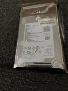 NEW SEAGATE ST1000NX0373 1TB 7.2K 12G 2.5" SAS ENTERPRISE CAP V3 HD w/CADDY - Picture 1 of 4