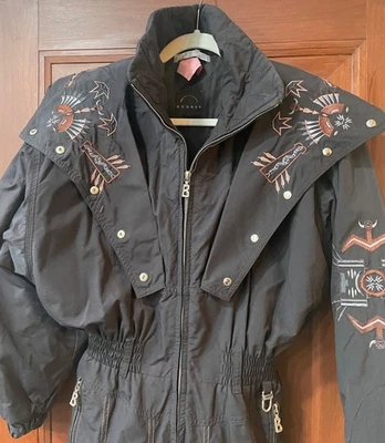 Traje de esquí Bogner vintage de una pieza para mujer Foto 1 de 4