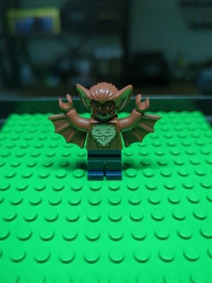 LEGO DC Super Heroes Minifigure - Man-Bat Minifigure A15 - Image 1 of 2