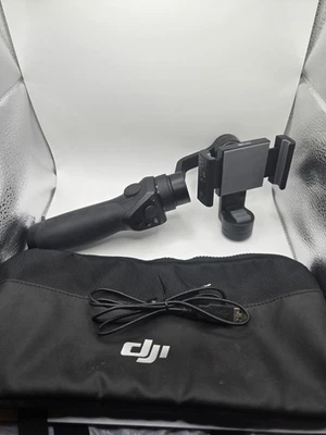 Cardán móvil DJI Osmo (negro) + bolsa y cargador | probado y ligeramente usado Foto 1 de 4