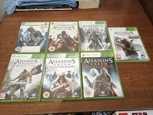 LOTTO LAVORO BUNDLE DI 7 GIOCHI ASSASSINS CREED MICROSOFT XBOX 360 - - Foto 1 di 9