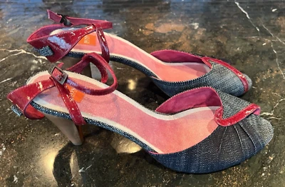 Sandalias Boss Hugo Boss Denim Oscuro y Frambuesa Charol 41 (10-10.5) NUEVAS Foto 1 de 4