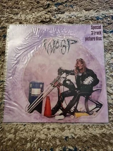 wasp mean man - Bild 1 von 4