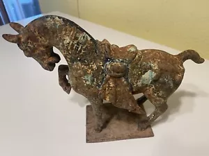 Vintage chinesischer Tang-Stil vergoldetes Gusseisen Kriegspferd tolle Patina, - Bild 1 von 10