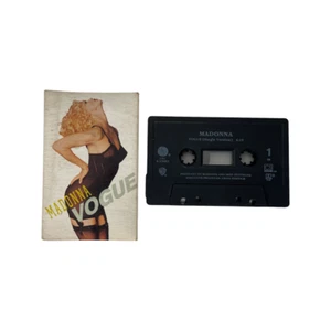 Vogue Madonna Cassette Single 1990 Sire Warner Bros. - Picture 1 of 2
