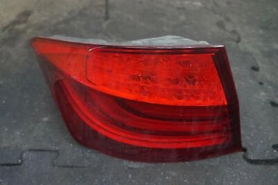 Lámpara de luz trasera izquierda cuarto panel exterior OEM BMW 535i 528 550 M5 F10 11-13 Foto 1 de 4