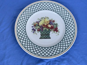 VILLEROY AND BOCH -- BASKET -- DINNER PLATES (4) - Picture 1 of 2