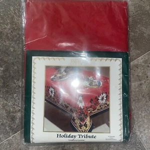 Vintage Tablecloth - Holiday Tribute / Christmas -ROUND - NEW IN PACK 70in RED - Picture 1 of 2