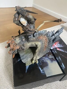 The Witcher 3 Wild Hunt PS4 Collectors Edition & Statue *Unused* Sealed Games - Picture 1 of 6