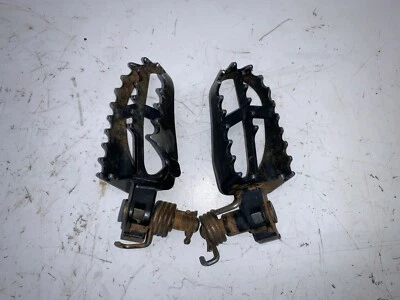 Yamaha YZ250 2002 97-20 OEM ESTRIBERAS REPOSAPIÉS REPOSAPIÉS BRAZO IZQUIERDO DERECHO Foto 1 de 4