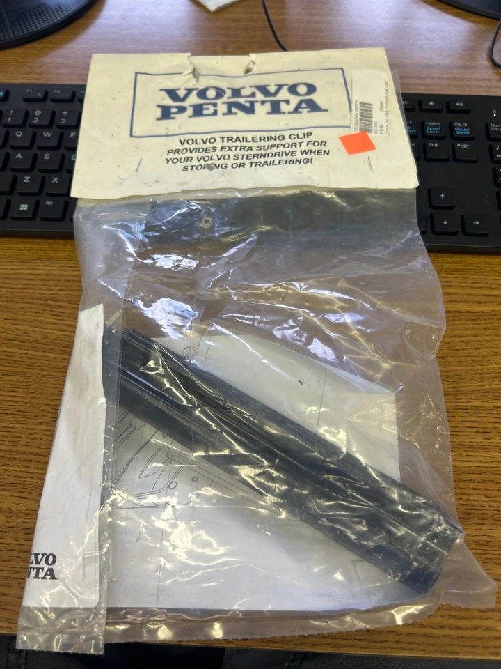Limitador de moldura genuino Volvo Penta B152 3847547 Foto 1 de 1