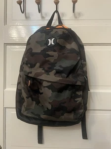 HURLEY Camo Backpack Laptop Pocket, various zippered pockets, camo pencil bag - Picture 1 of 6