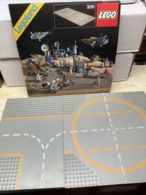 Lego Space 306  - Two Lunar Landing Plates (1983) With Original Box Wrap