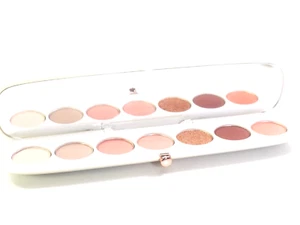 Marc Jacobs EYE-CONIC MULTI FINISH EYE PALETTE IN 790 FANTASCENE - Picture 1 of 3
