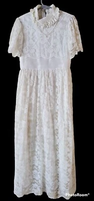 VESTIDO DE PRIMERA COMUNIÓN DE ENCAJE LARGO LARGO DE COLECCIÓN AÑOS 70 Probablemente Talla 7 MODESTO COMERCIO Clásico Foto 1 de 4