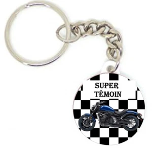 Porte clé badge SUPER TÉMOIN motard moto idée cadeaux biker Personnalisé - Picture 1 of 1