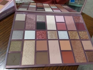 Sephora Soft Lights The Amazing Palette 29 Shades Limited Edition New/Boxed! - Picture 1 of 3