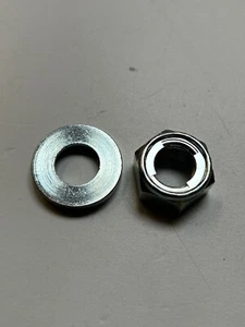 813004 Kit dado + rondella ruota posteriore Mbk - Yamaha - Foto 1 di 1