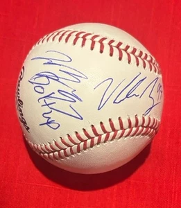 Nick Bosa Joey Bosa Football NFL Brothers autografato firmato OMLB Baseball JSA - Foto 1 di 4