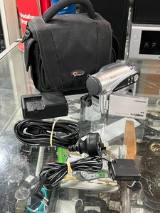 HITACHI DZ-GX5060SW DVD VIDEO CAMERA/RECORDER - NO BATTERY - Picture 1 of 20