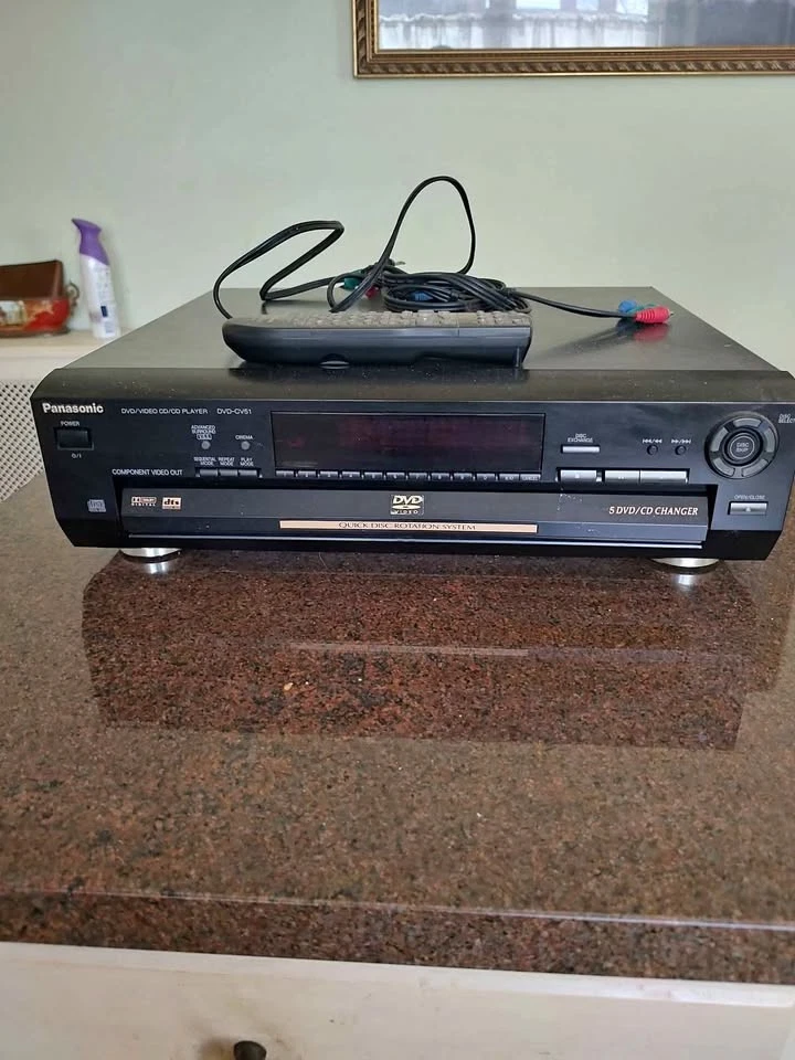 Panasonic DVD-CV51 CD DVD Cambiador Reproductor de 5 Discos Video Hogar De Colección HiFi Estéreo Foto 1 de 3