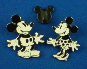 Prendedor clásico vintage de Mickey y Minnie Mouse blanco y negro 2 prendedores OC # 74166 - Imagen 1 de 5