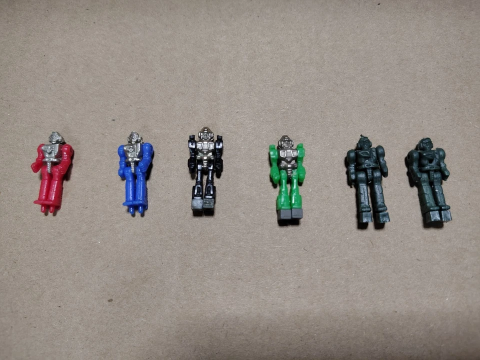 Vintage Takara Diaclone Diakron Microman Pilot Figure Lot of 4 + 2 Knock Offs - Image 1 of 1