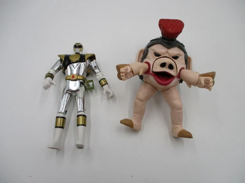 Power Rangers Pudgy Pig Action Figure Silver Ranger Evil Space Aliens Bandai Cover