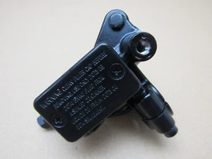 NIU NQi GTS PRO 2022 3,360 miles front brake master cylinder (11081) - Imagen 1 de 7