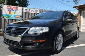 2010 Volkswagen Passat Komfort 4dr Wagon - Picture 1 of 12