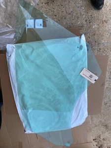 TESLA MODEL X FRONT RIGHT DOOR Laminated WINDOW GLASS 2021-2024 1611449-00-A - Picture 1 of 5