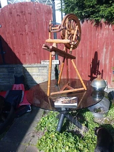 antique wooden spinning wheel prop restoration project - Picture 1 of 7