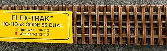 Micro Engineering~ HO-HOn3 Code 55 Dual Gauge Weathered Flex-Trak 6 pc ~ 12-112 - Image 1 of 1