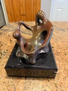 Solid Bronze James Menzel Joseph Sculpter 63/150 Man, Women Child NICE MSM - Picture 1 of 10