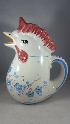 JARRA GALLO PINTADA A MANO VINTAGE CERÁMICA AZUL FLORAL SOBRE BLANCO 10.5" EN MUY BUENA CONDICIÓN 32oz Foto 1 de 4