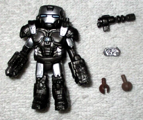 Marvel Universe (MiniMates) Battle Damaged War Machine (Iron Man 2 box set) 100% Cover