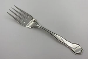 Tenedor para servir carne fría sólida mediana Wallace Sterling ""Nilo"" sin monogramas - Imagen 1 de 3