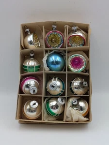 Vintage Weihnachtskugeln X 12 - 2 Zoll - Bild 1 von 9