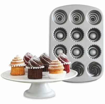 Nordic Ware Filled Cupcake Pan Mold 3 Cups USA - Image 1 of 4