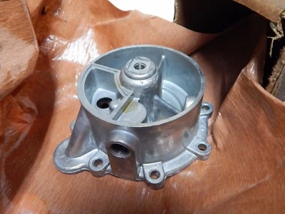 Sección de vacío de la parte inferior de la bomba de combustible Willys M38. NOS. M38A1. G740 G758 M170. AC. Foto 1 de 4