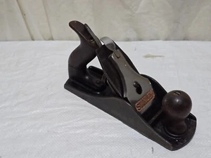Vintage Stanley Bailey No 4 1/2 Woodworking Plane in good vintage condition - Picture 1 of 18