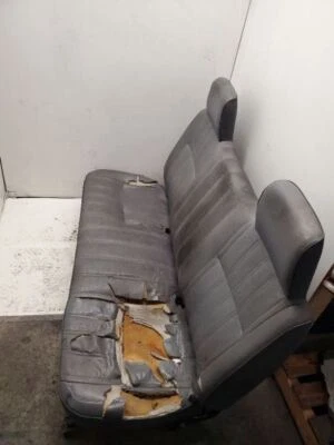 Toyota T100, Front Bench Seat, 1997-1998, Gray, LA14, Vinyl, 7151134010, Tears Foto 1 de 4
