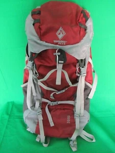 Diamond Peak 3000 Internal Frame Backpack with Rain Cover Nice Condition - Picture 1 of 11